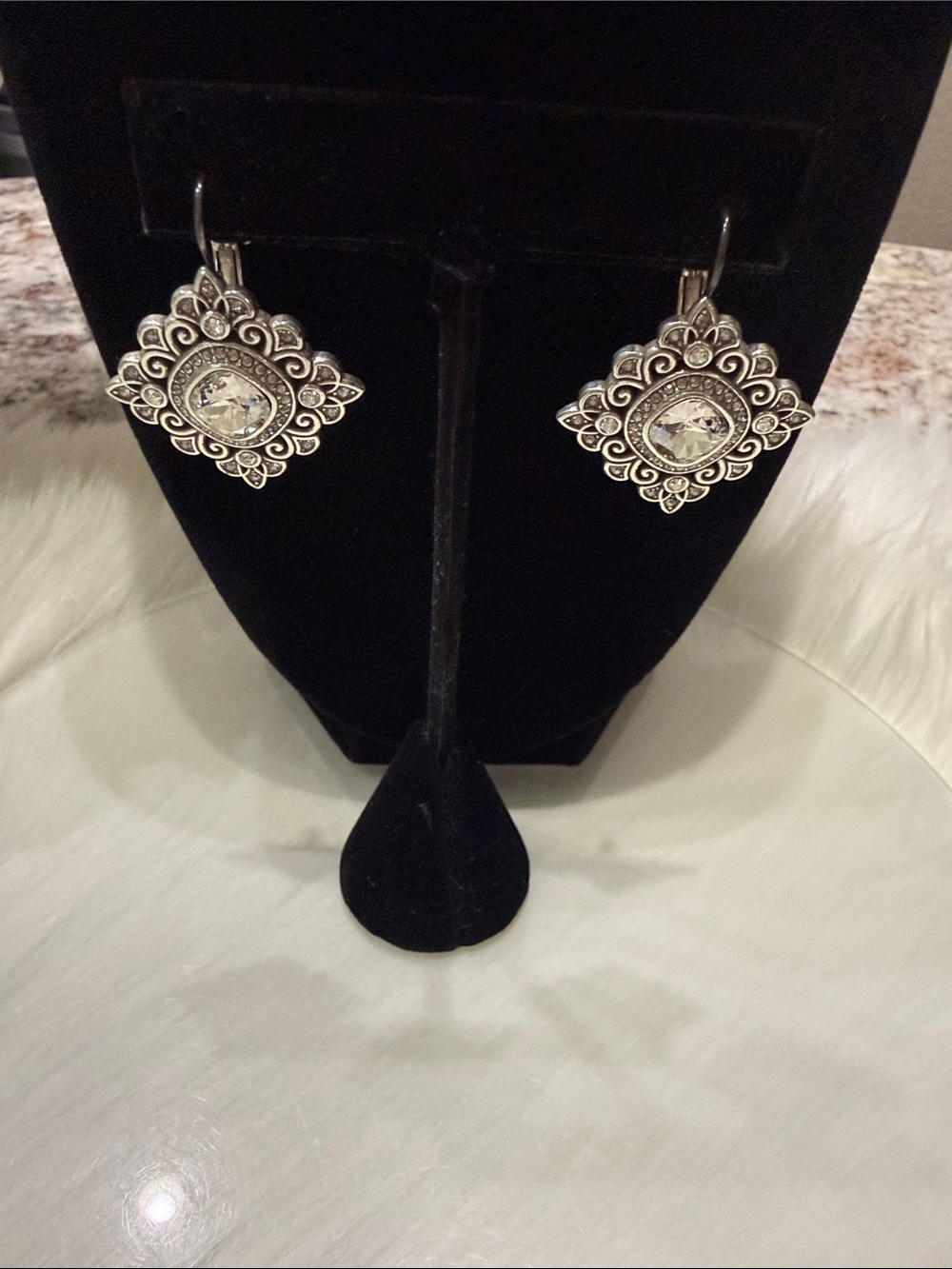 Brighton Mumtaz Earrings Rare Find View 2